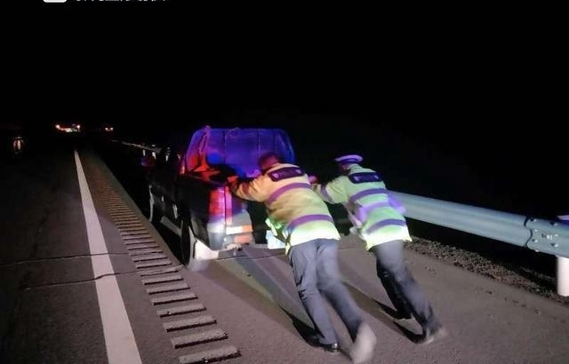 ����������ê ��������ů�Ľ�����ҹ�Ƴ� 5 ����