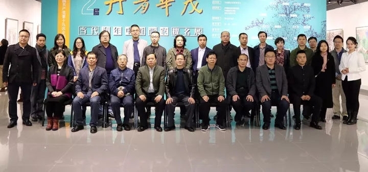 ���۽����ڶ��조���໪ï�������������й���������չ�����й���������¡�ؿ�Ļ