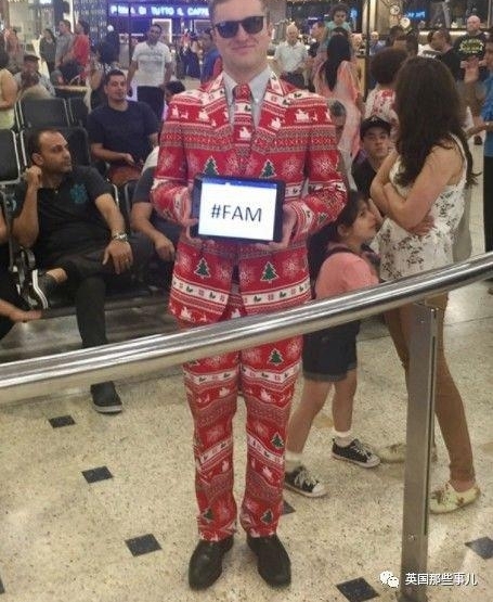 这脑洞接机,感觉自己脸丢完了 ...