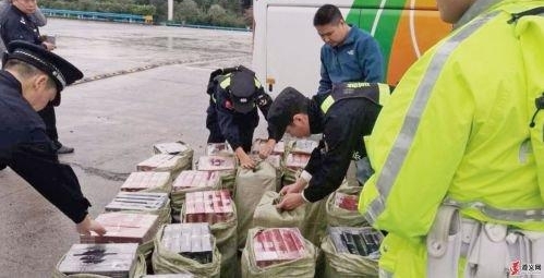 ������������ 650 ��ȫ�Ǽٵ�