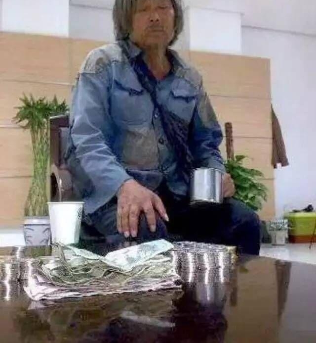 ����Ȧ����������Ƭ������͵͵���İ�����