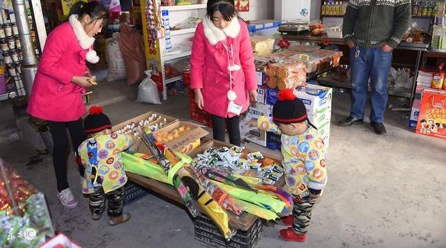 ũ�崴ҵ�����ţ����￪�˸����У��ϰ�׬�˸�������