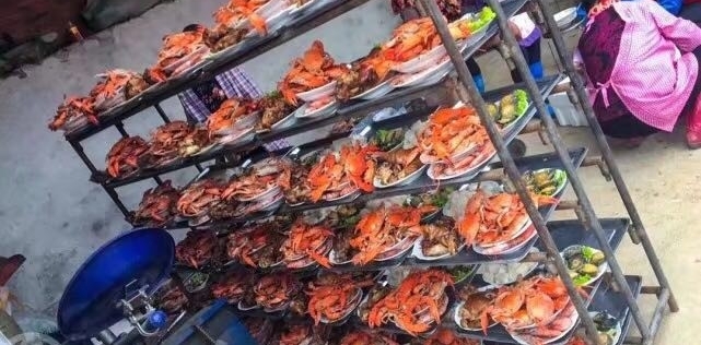 ����100Ԫ���ܳԵ��ĺ���ʢ��