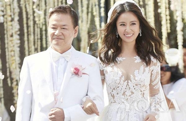 伴娘日记:敬茶致词给改口费 婚礼上那些容易忽视的礼仪