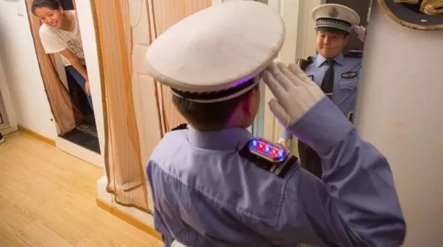 8��С����·��ִ�� ����Ĺ������˸ж�����
