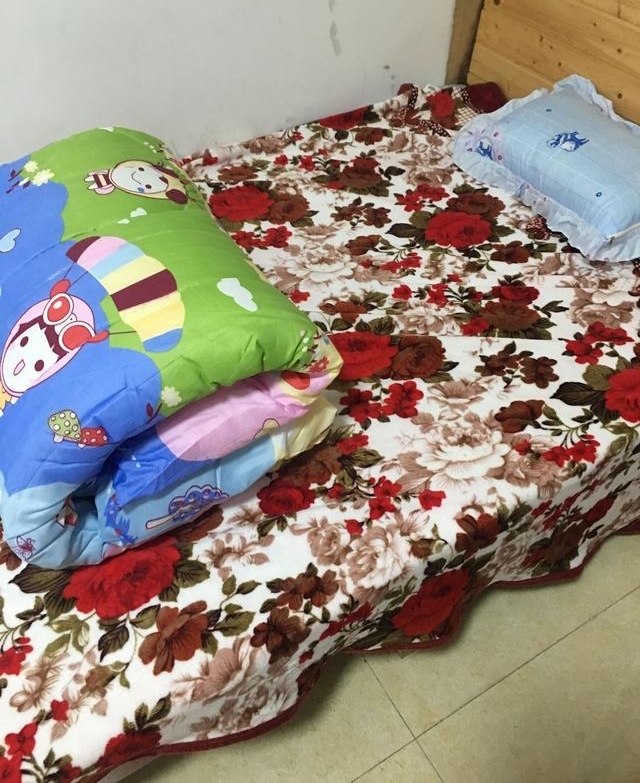 ��ɫȮ���� ȥ��굱Ⱥ��