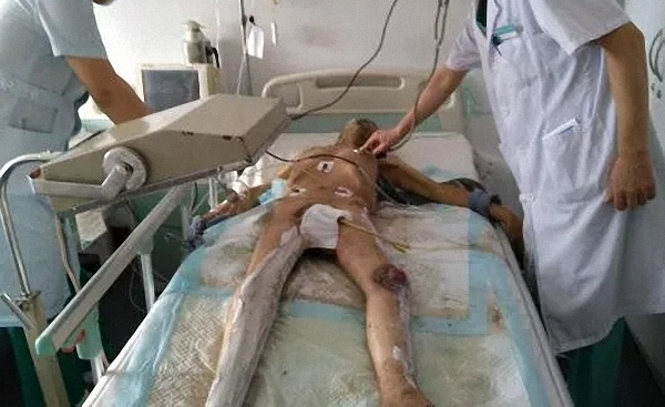 ���Ӹ�����������  Ů����¶��ȴֻ����＂���Ʒ��ܷ����＂