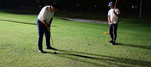 �ػش�ѧ����߶����淿������Ⱥ���ް�ѧԱ̫���ˣ�