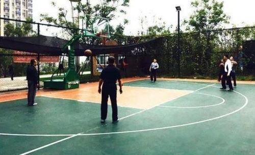 �賿5���ļ�������ǣ�ԭ����ů��δ�뿪��