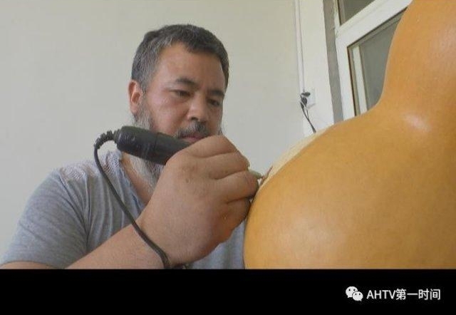 ��«�������������ؼ��գ����� 100 �����ϲ���ɫ��