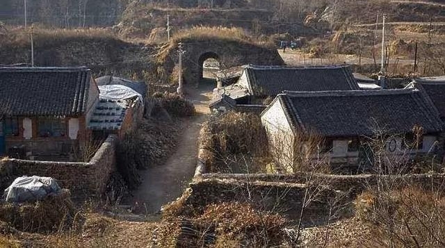 �ػʵ��и�����һλ��ϡ���˵����ġ���������д�����ѵĻ���¼��
