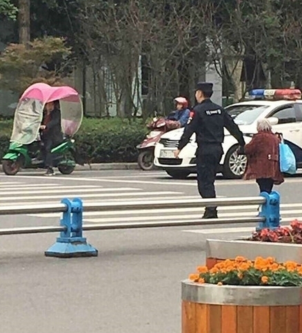 �������ã���Ѯ����Ϊ����վ���δ����� ů��˲�������������