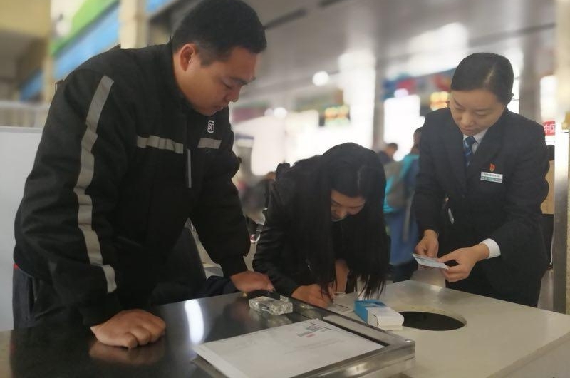 兖州车务段济宁火车站:让旅客一路“顺风”