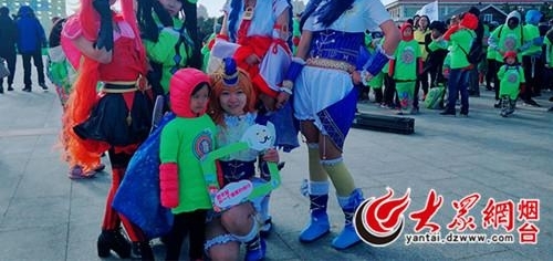����������cosplay��Ա ��ѡ��׷�������Ӱ