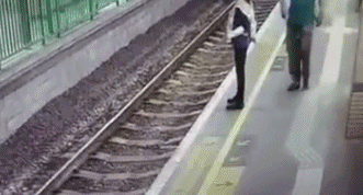 �⼮���ӽ�����ŮְԱ����վ̨ ��ʦ:���漰������