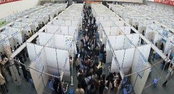 �й����߳���Ϊ��ס��ѧ��ҵ���䲼������������