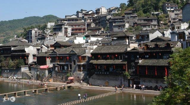 景区门票不应随意涨价
