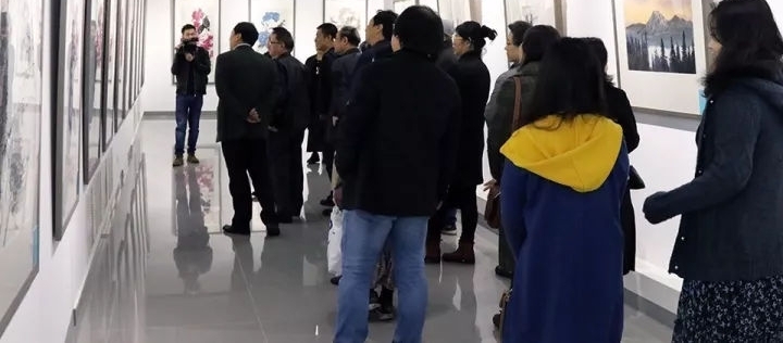 ���۽����ڶ��조���໪ï�������������й���������չ�����й���������¡�ؿ�Ļ