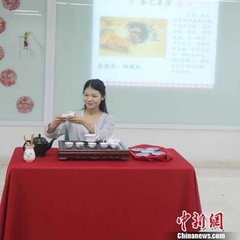 ӡ�ᰢ������ѧ���л��Ļ��� ���Ϳ�Ʒ�������й�