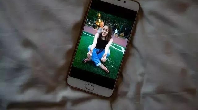 “能救命部分尽管用”北大29岁渐冻症女博士最后遗嘱,无数网友泪奔