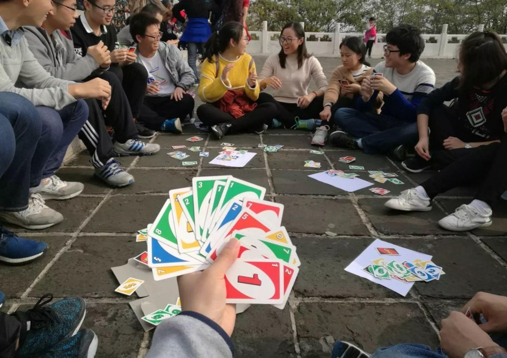 中科院物理所的死忠脑残粉才会点开……