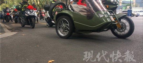 ��ů�����磡60 ��Ħ����Ѳ���Ͼ� Ϊ 10 ����Ů����