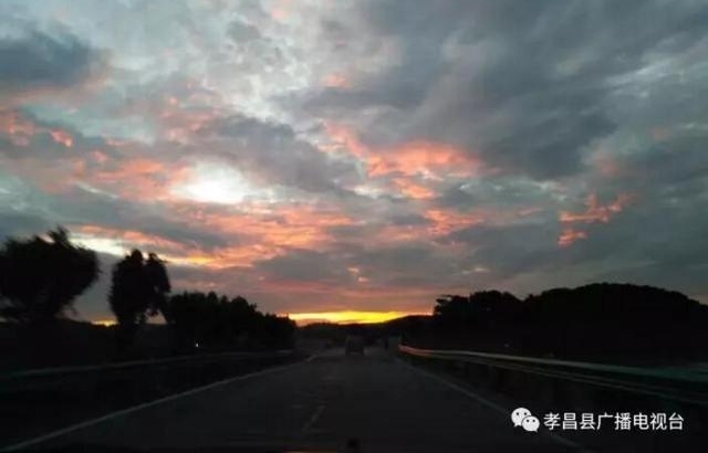 ���ˣ����ˣ�Т���˵�����Ȧ������������ϼ��ˢ��������