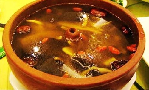 �ӱ��е�˫������ʳ�ز�