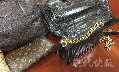 ��ķ͵�϶��Ҽ�ֵ300����Ԫ�ݳ�Ʒ ��������Ȧ�Ÿ�