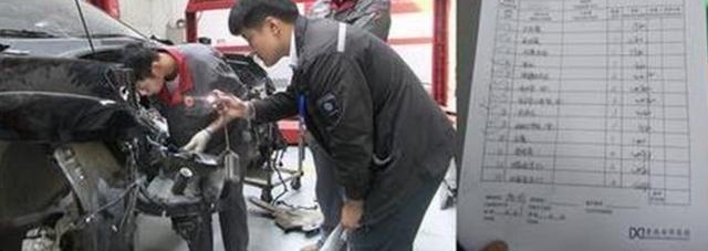 �������в䣬���³���������Ǯ��ֻ��һ���绰�ͻ�������Ǯ��