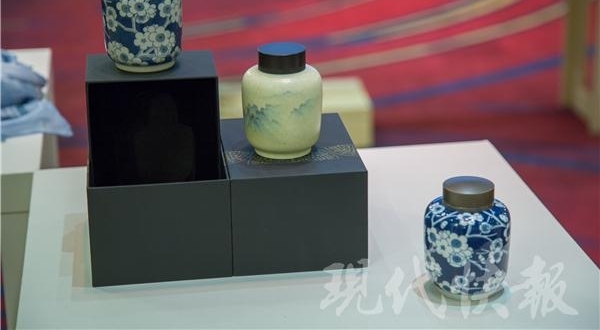 �Ͼ�������Ĵ�����˭�ң�Χ����ί��ѡ����ǰ���۵�����