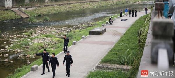 深圳市民晨练发现半裸男尸!疑似高坠后溺亡