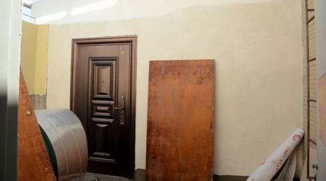 ����ͨ���ܡ�Ȧ�����Լ�Ժ����ƽ�ǹܣ��������4�����Ҷ����ˣ�