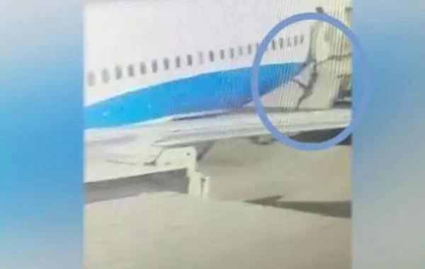 ����һĻ���ս������ӷɻ��ϵ�����������