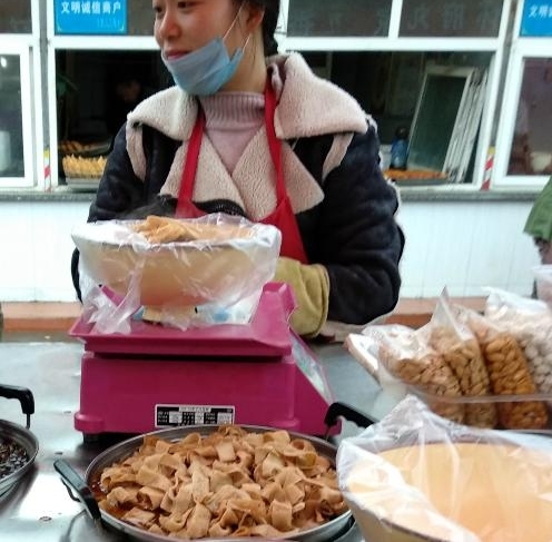 ũ��ձ�ҵС�����̯����Ҳ�벻����С����������ô��