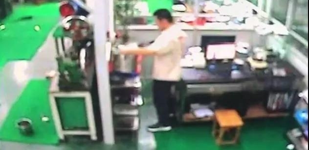 ����һ�ƽ������� �����˾���