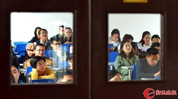 票选名师 上海财大校友“秒”课重回母校课堂