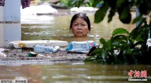 越南因台风锛偞镂?紓死亡人数增至61人 另有28人失踪