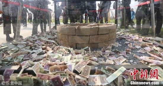 �������ﱻ����Ը�� �ο���������Ǯ