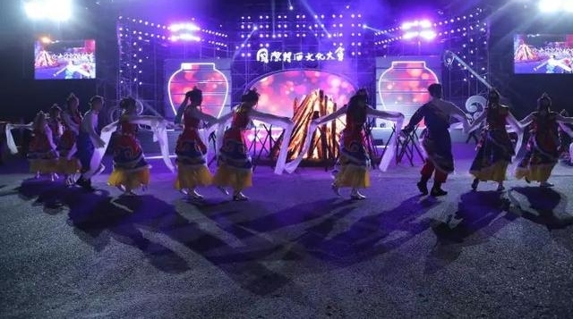 有诗有酒有高歌,高清图解“诗情酒月夜”篝火晚会!