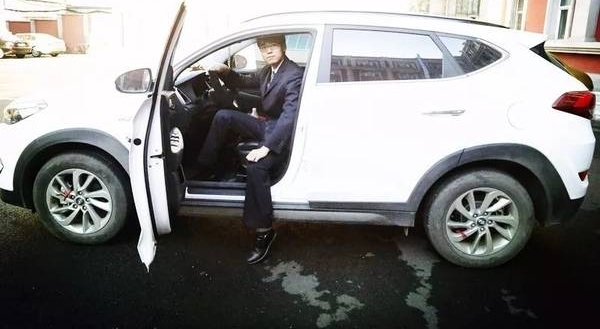 ������ܷ��ѵ����Ϳ���һ�ţ�����