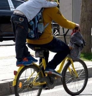 ����Ů���ﵥ�������������� ������ײ�����׺�����