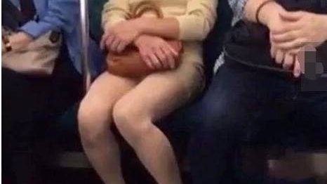 ��Ů�ӡ�������ȹ����������Χ�ۣ��������ݺ󣬴�Ҷ�����