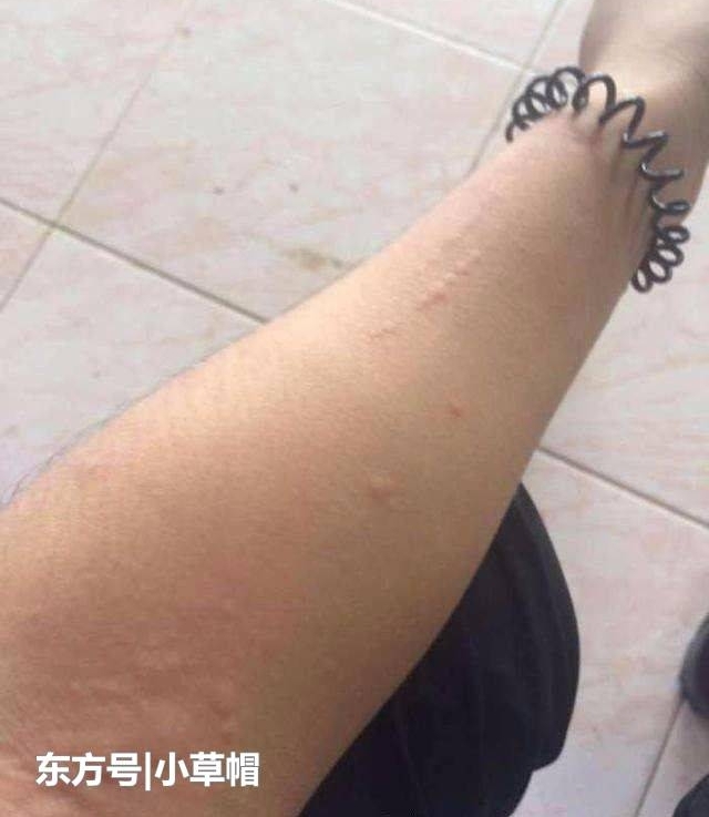 Ư��Ů�Ӿ�Ȼ�������ѹ���������֮����������˿�Ц����