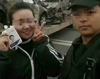 Ů���������ֳ�΢Ц���ı���� ＂�䳵��＂�ȶȵ�����ͷ�ؼ�!