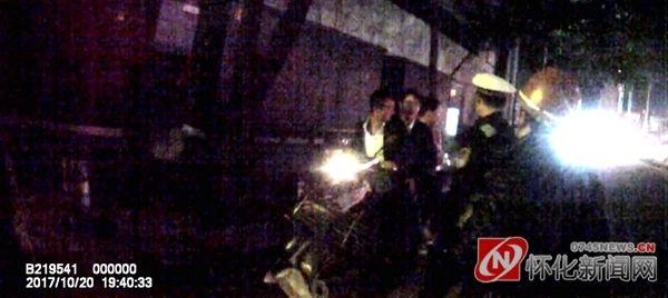 怀化交警直属三大队查获首例超标电动车酒驾