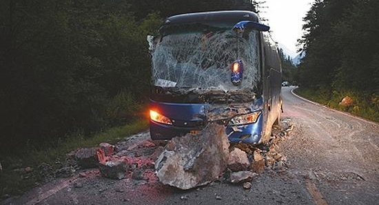 ��ʯ���丸ĸ�����廤סŮ�������ӻ�ȷ�������