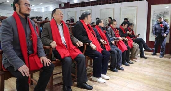 ��������Ӣ����չ�ھ��ٰ�