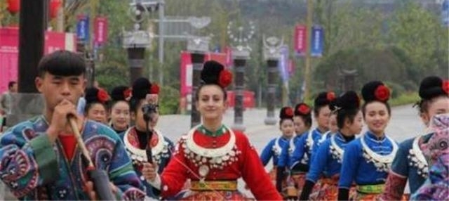 ����Ů�����й������� �������ܸ�������������ĸ���