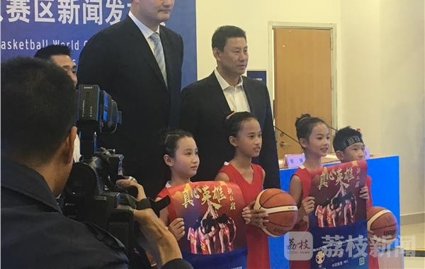 姚明为南京打call 记者探访篮球世界杯预选赛揭幕战场馆